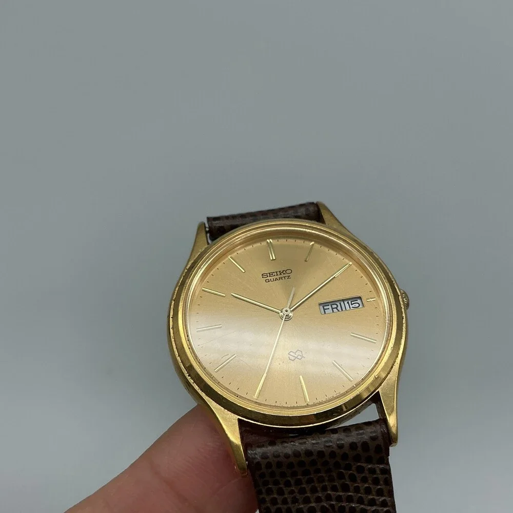 Vintage Seiko Mens Watch 34mm Gold Tone Leather Day Date 5Y23-7079 New Battery